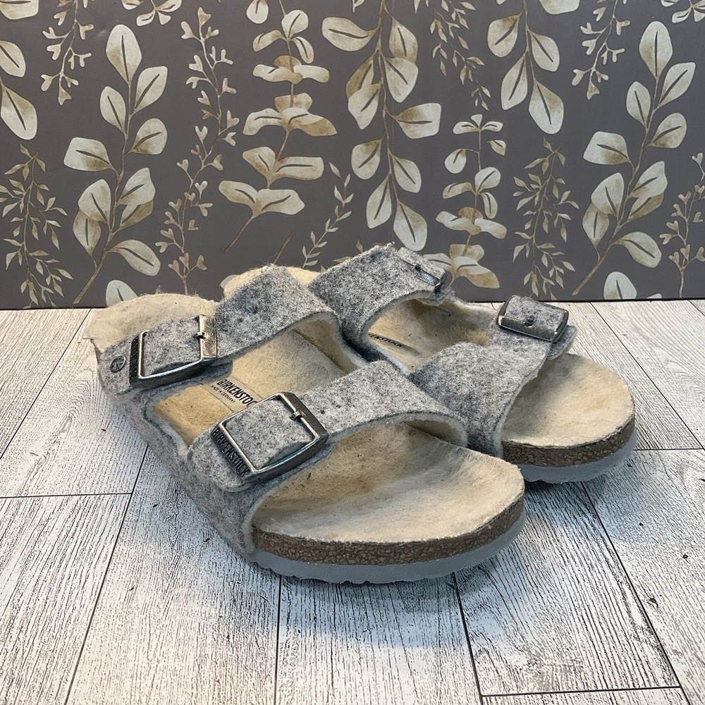 BIRKENSTOCK Kids Arizona Happy Lamb Sandal Grey Unisex Size 31 C13